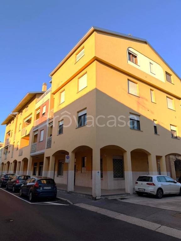 appartamento in affitto a Legnano