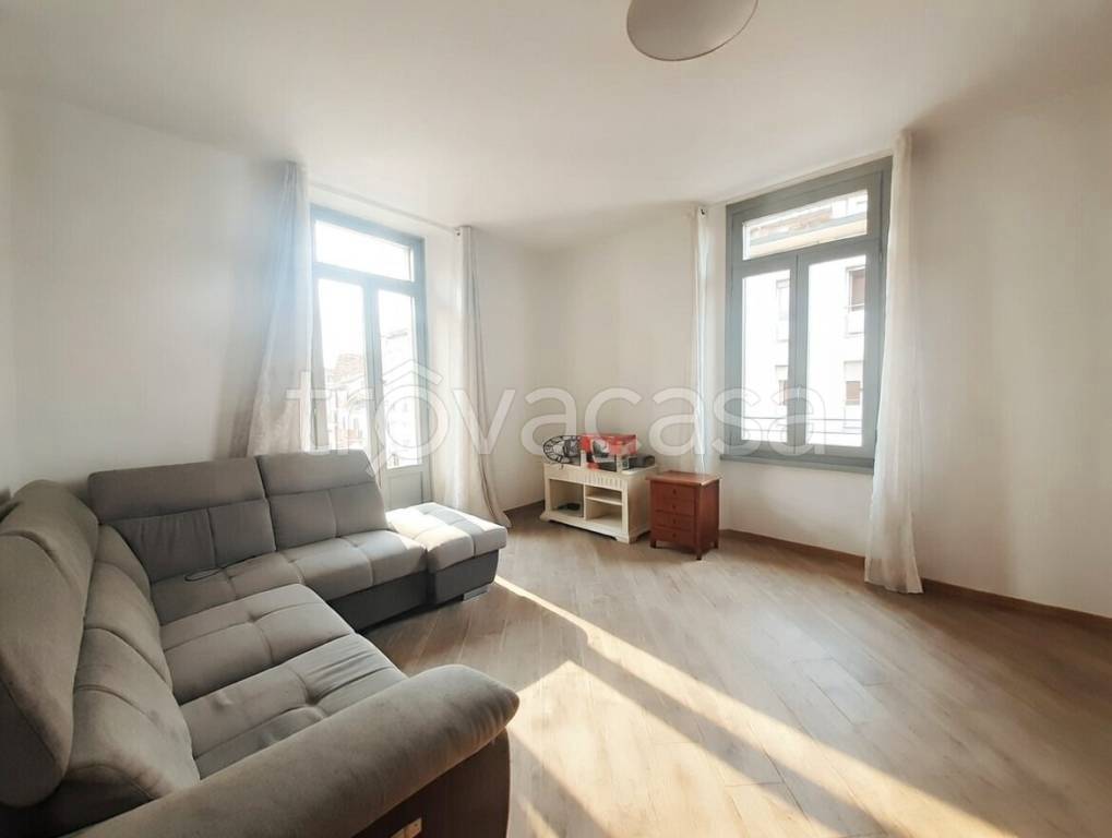 appartamento in affitto a Legnano