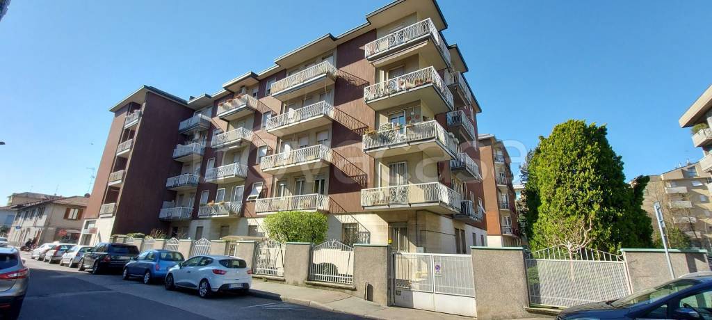 appartamento in affitto a Legnano