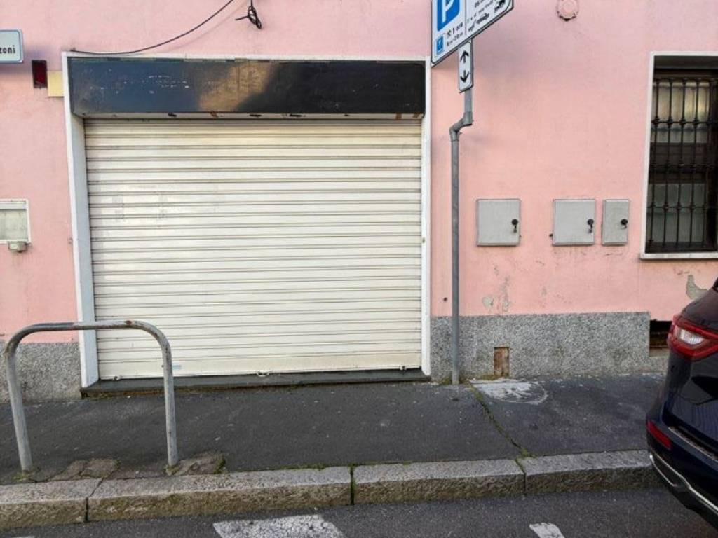 negozio in affitto a Legnano