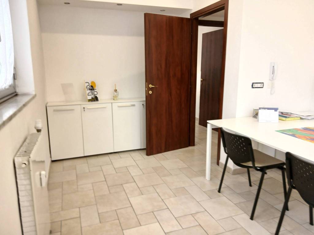 ufficio in affitto a Legnano