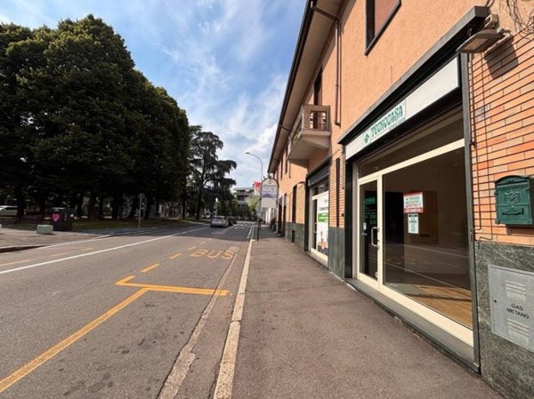 negozio in affitto a Legnano