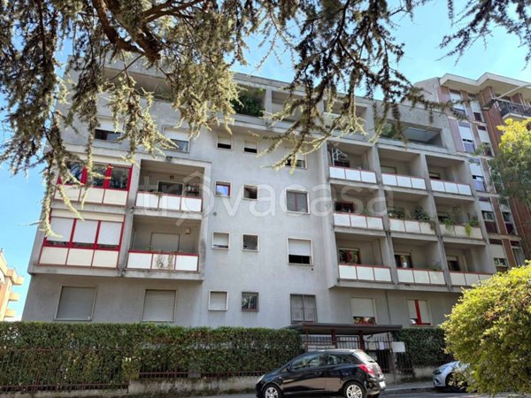 appartamento in affitto a Legnano