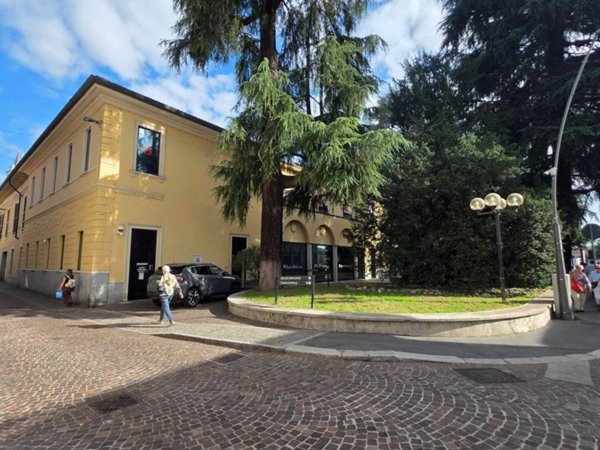 box auto in affitto a Legnano