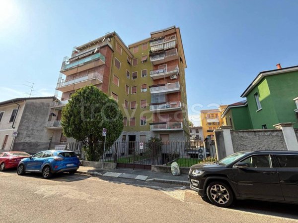 appartamento in affitto a Legnano