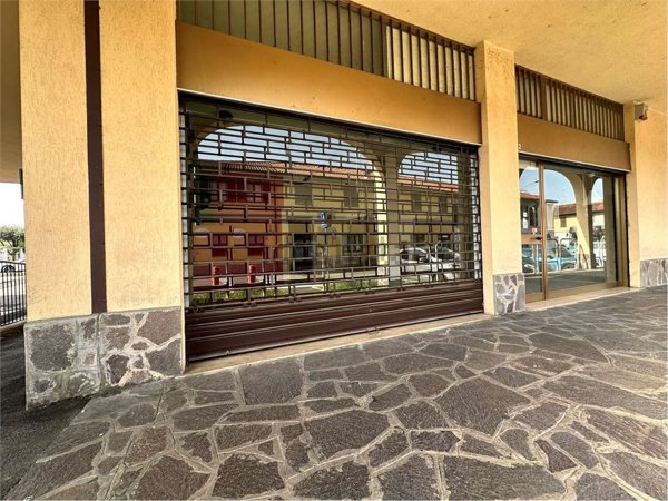 negozio in affitto a Liscate
