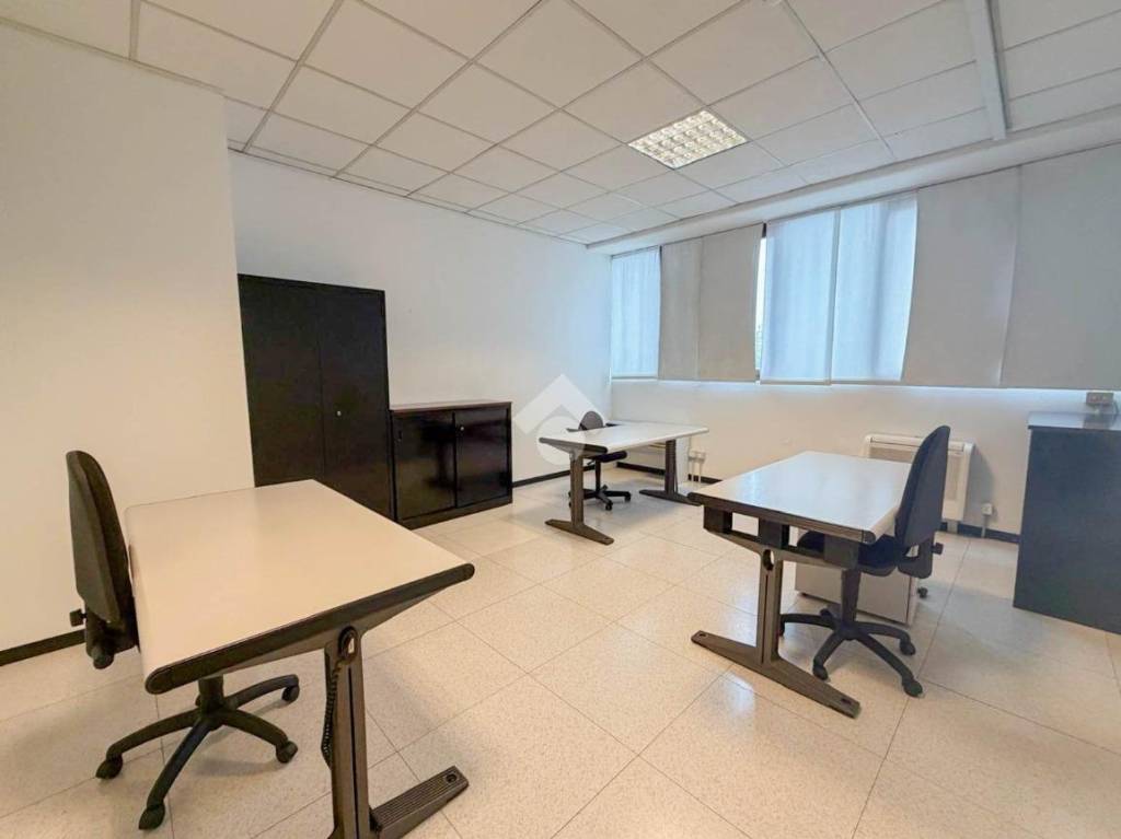 ufficio in affitto a Liscate