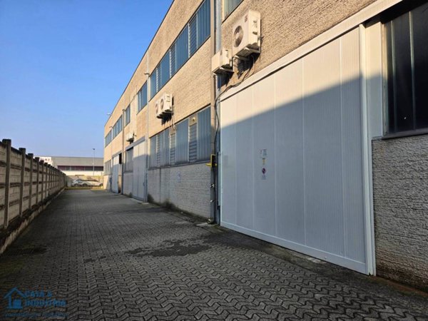 locale commerciale in affitto a Liscate