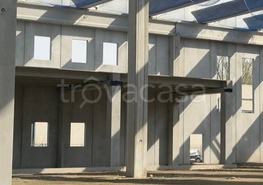 capannone in affitto a Liscate