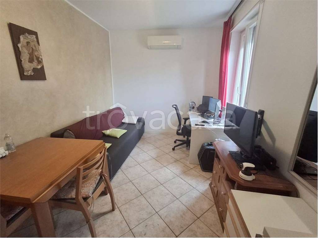 appartamento in affitto a Locate di Triulzi in zona Moro