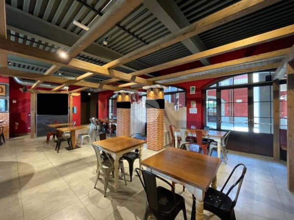 negozio in affitto a Magenta