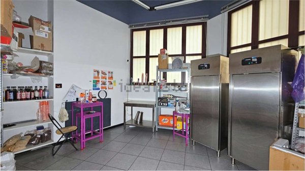negozio in affitto a Magenta