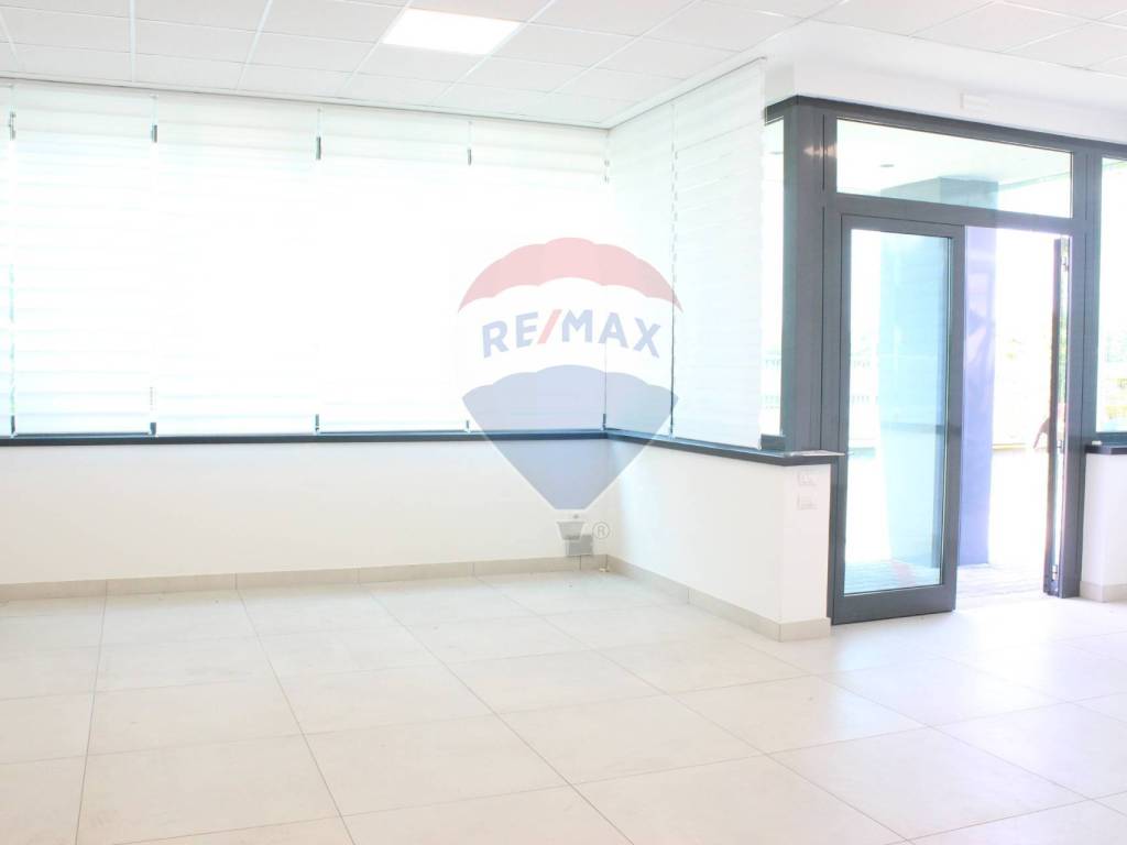 ufficio in affitto a Magnago