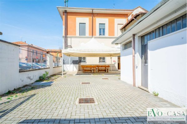 appartamento in affitto a Magnago