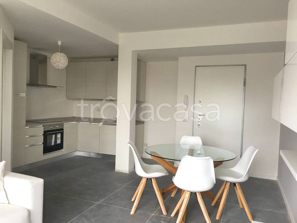 appartamento in affitto a Magnago