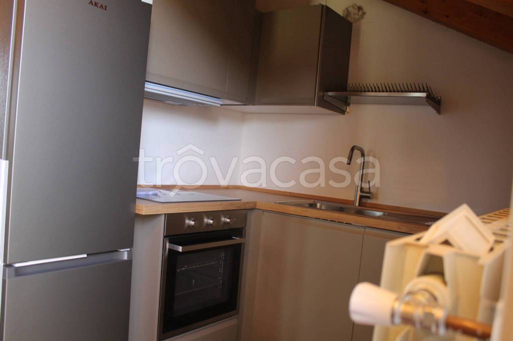 appartamento in affitto a Masate