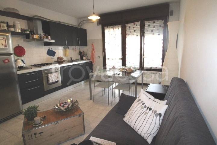 appartamento in affitto a Mediglia in zona Bettolino