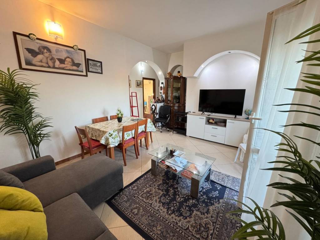 appartamento in affitto a Mediglia in zona Robbiano