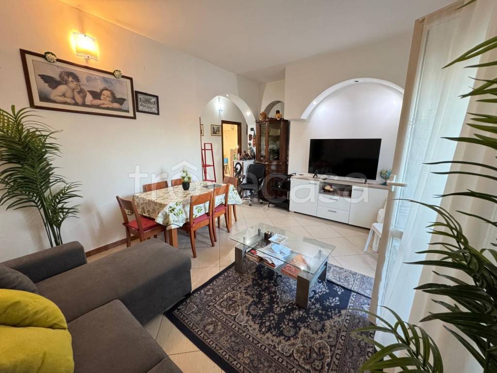 appartamento in affitto a Mediglia in zona Robbiano