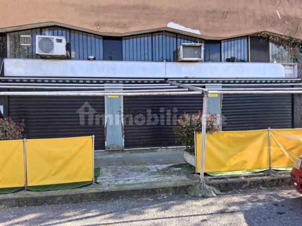 locale commerciale in affitto a Mediglia in zona Mombretto