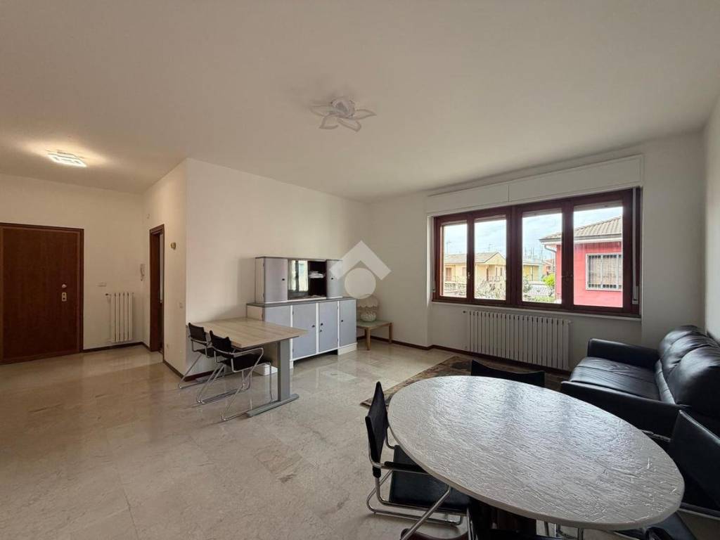 appartamento in affitto a Mediglia in zona Vigliano