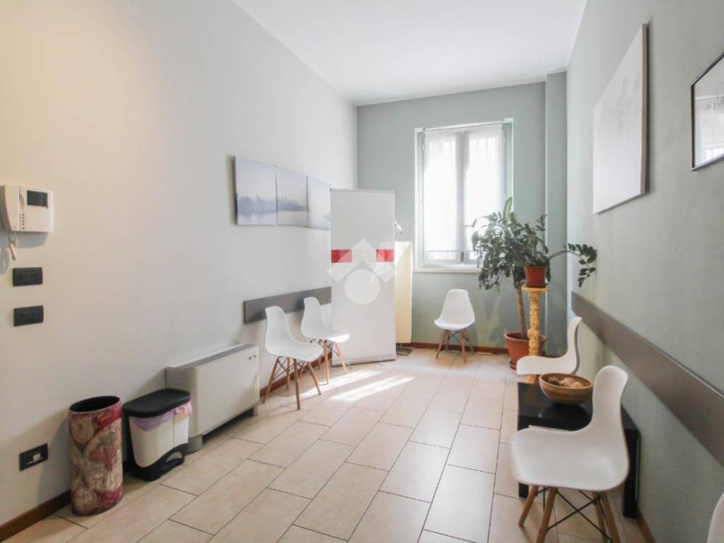 ufficio in affitto a Melegnano