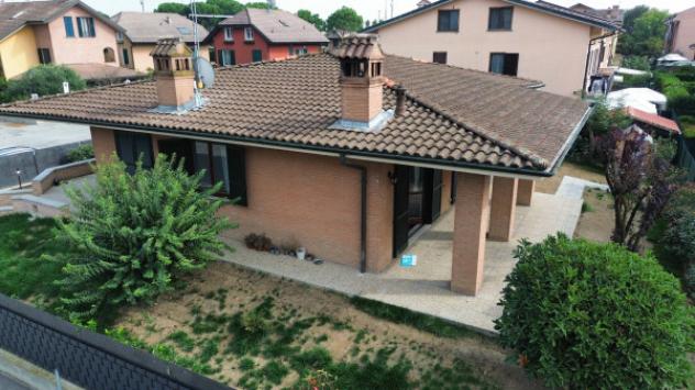 casa indipendente in affitto a Melegnano