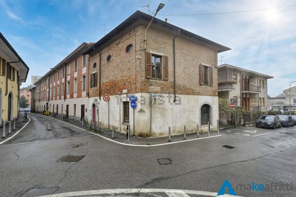 appartamento in affitto a Melegnano