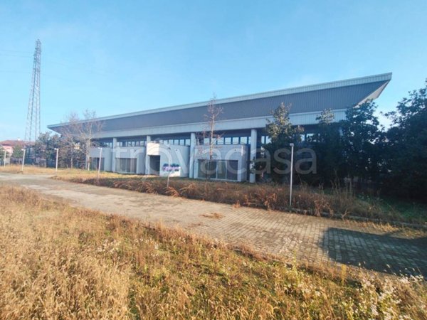 capannone in affitto a Melegnano