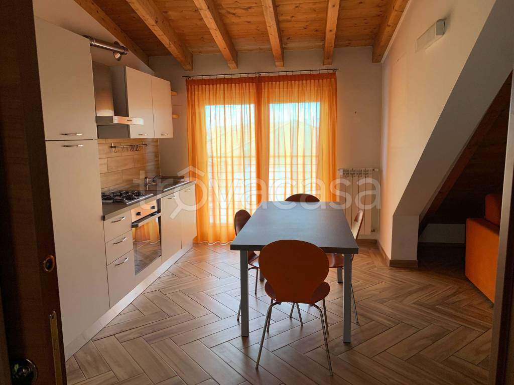 appartamento in affitto a Melegnano