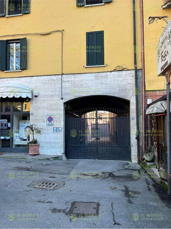 appartamento in affitto a Melegnano