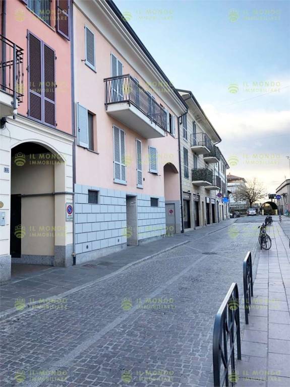 appartamento in affitto a Melegnano