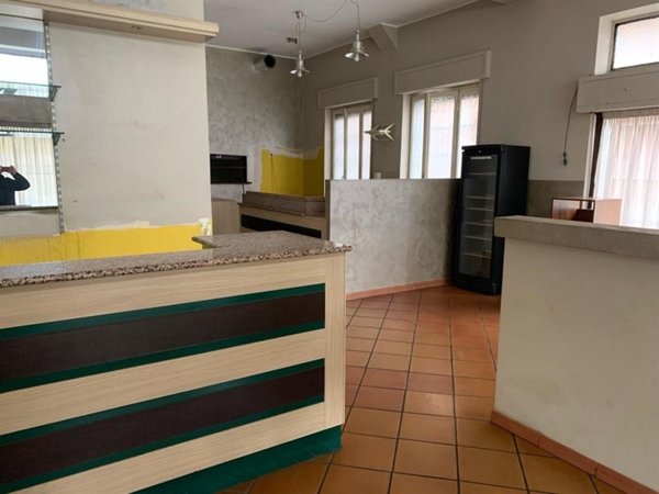 negozio in affitto a Melzo