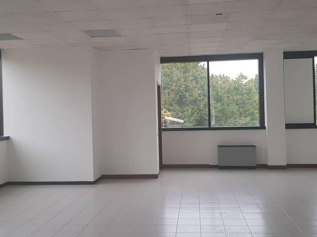 ufficio in affitto a Melzo