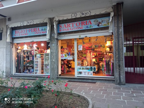 negozio in affitto a Melzo