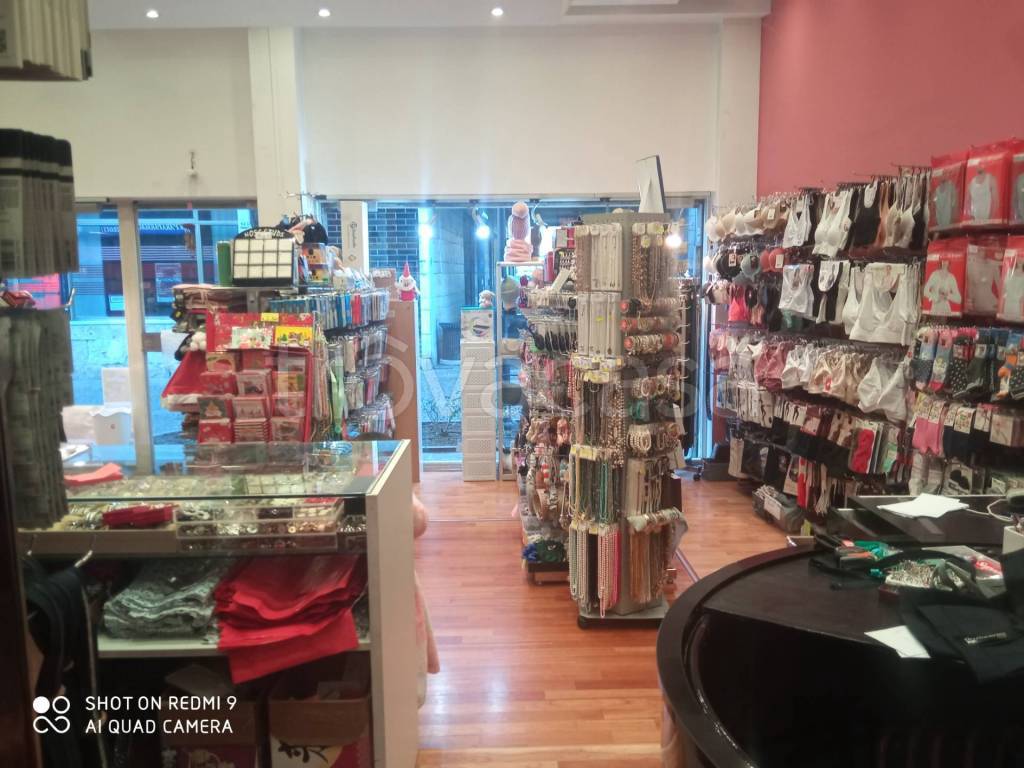 negozio in affitto a Melzo