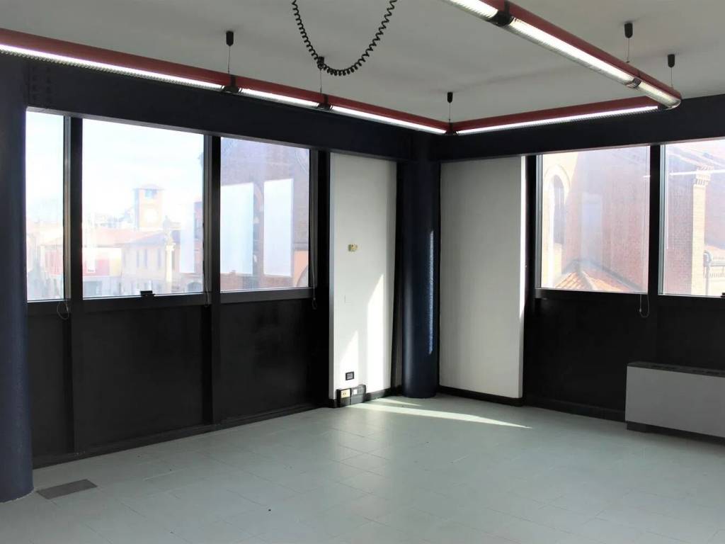 ufficio in affitto a Melzo