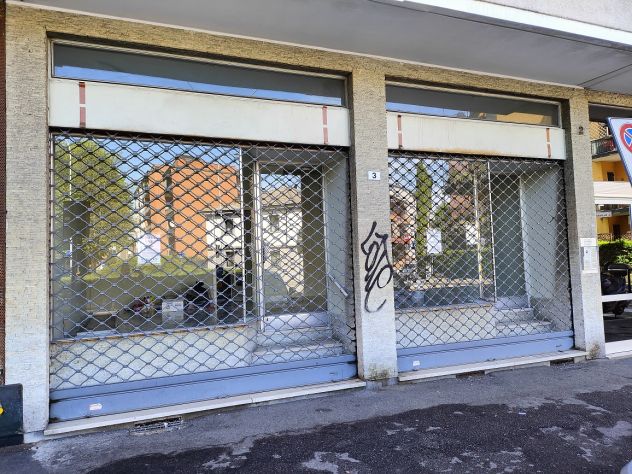 negozio in affitto a Melzo