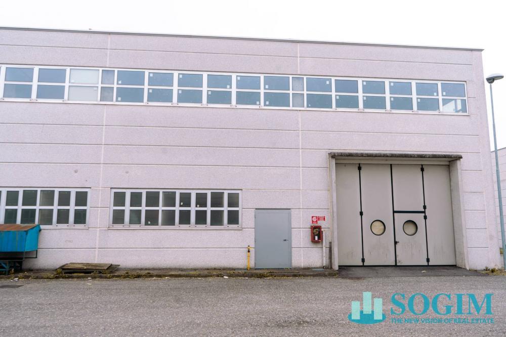 capannone in affitto a Melzo