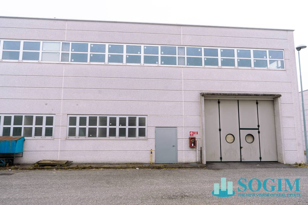 capannone in affitto a Melzo