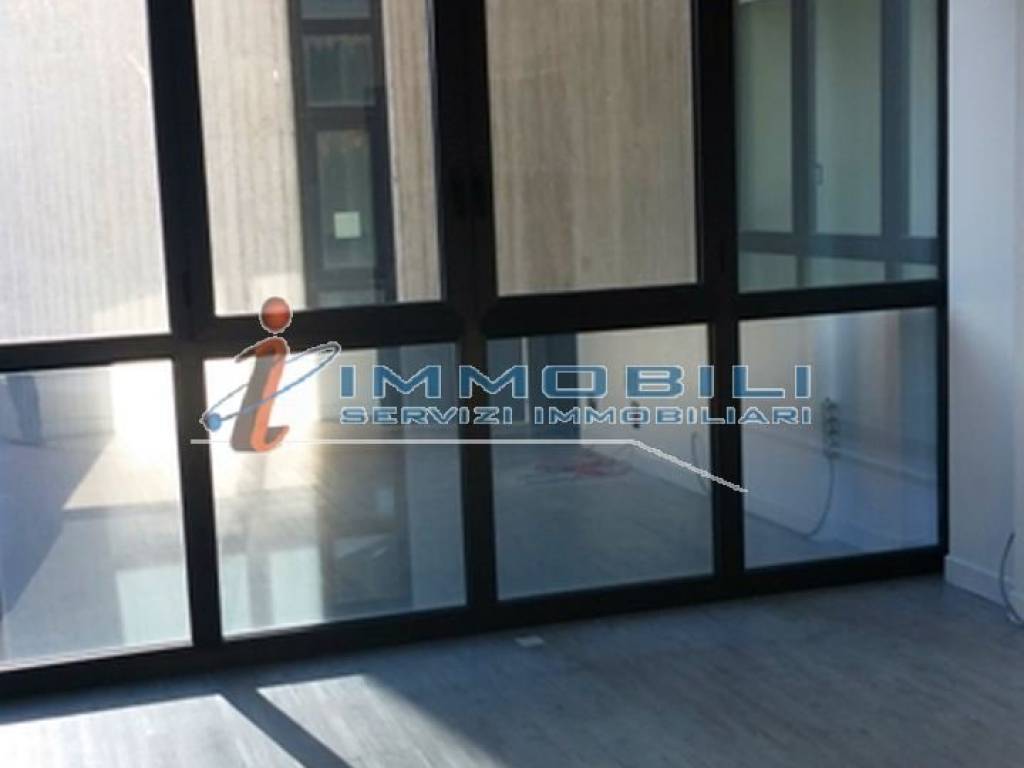 ufficio in affitto a Milano in zona Corvetto