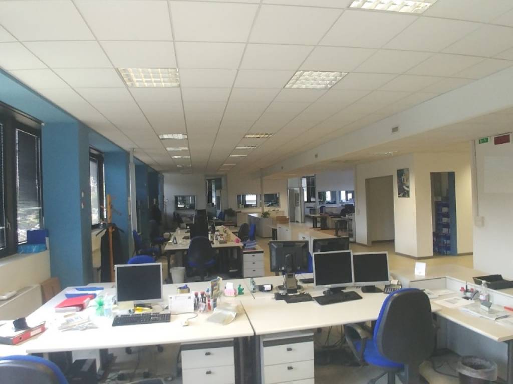 ufficio in affitto a Milano in zona Trenno
