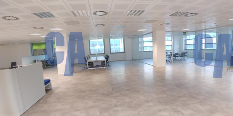 ufficio in affitto a Milano in zona Centro Direzionale