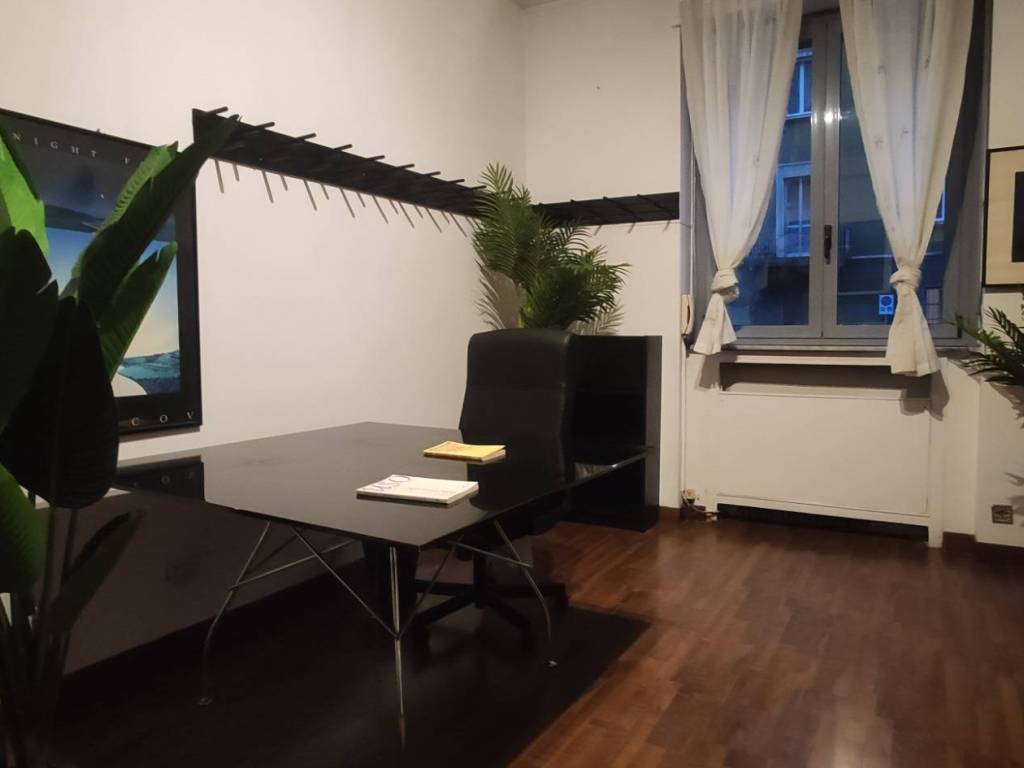 ufficio in affitto a Milano in zona Isola