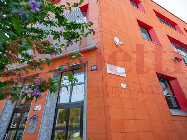 ufficio in affitto a Milano in zona Figino