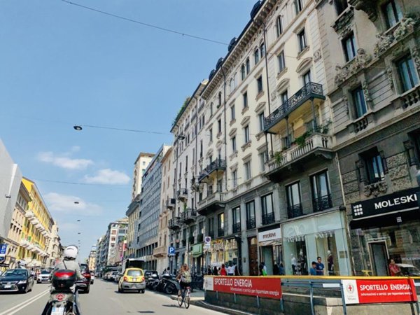 negozio in affitto a Milano