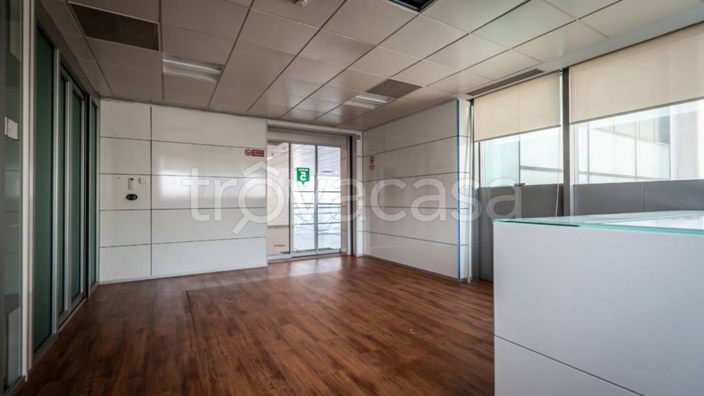 ufficio in affitto a Milano in zona Lorenteggio