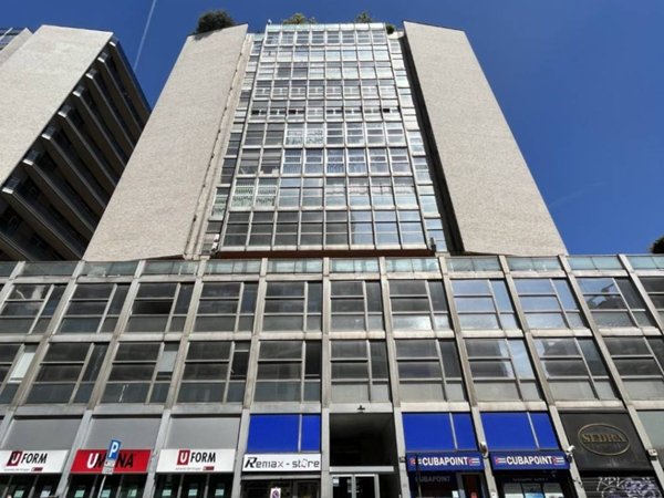 ufficio in affitto a Milano in zona Centro Direzionale