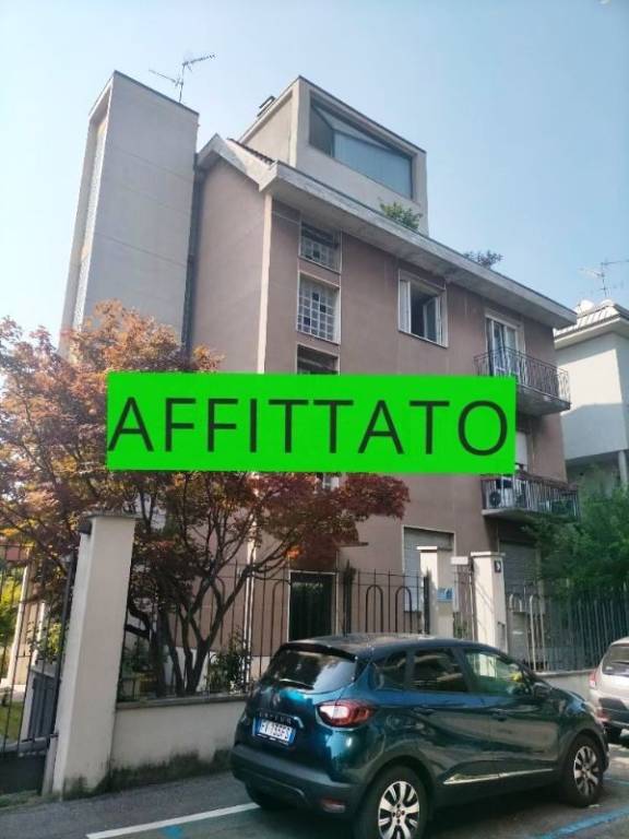 appartamento in affitto a Milano in zona Precotto