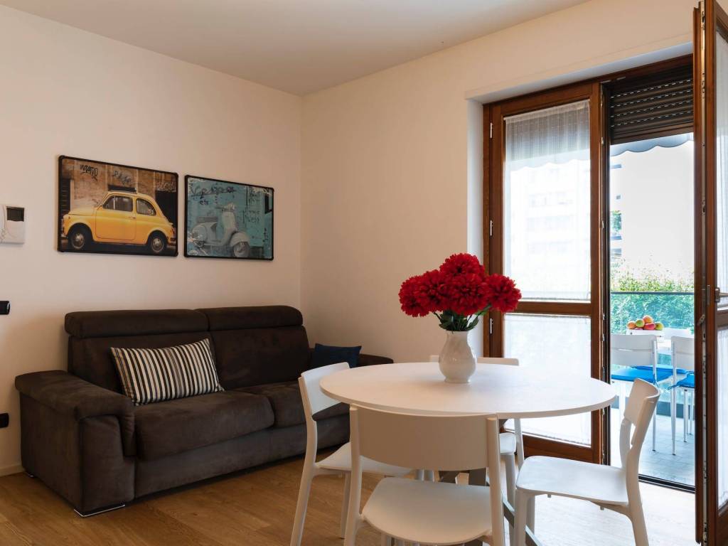appartamento in affitto a Milano in zona Famagosta